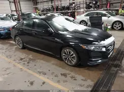 1HGCV3F54KA020057 2019 HONDA ACCORD
