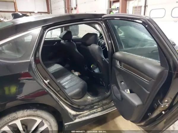 1HGCV3F54KA020057 2019 HONDA ACCORD - Image 8