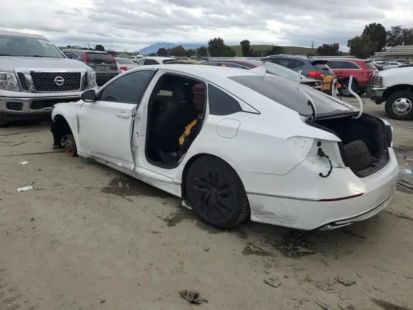 1HGCV3F55LA007867 2020 HONDA ACCORD - Image 2