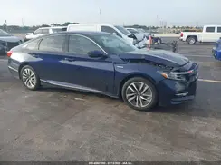 1HGCV3F57JA001923 2018 HONDA ACCORD