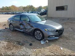 1HGCV3F57JA003106 2018 HONDA ACCORD
