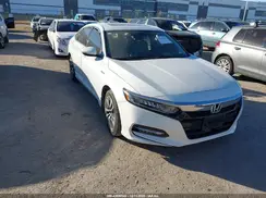 1HGCV3F57JA016471 2018 HONDA ACCORD