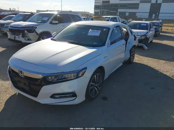 1HGCV3F57JA016471 2018 HONDA ACCORD - Image 2