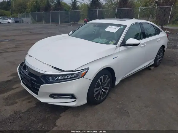 1HGCV3F57JA016504 2018 HONDA ACCORD - Image 2