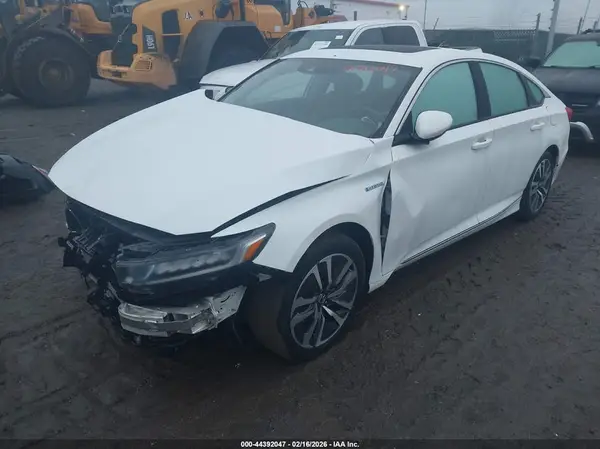 1HGCV3F57JA016549 2018 HONDA ACCORD - Image 2
