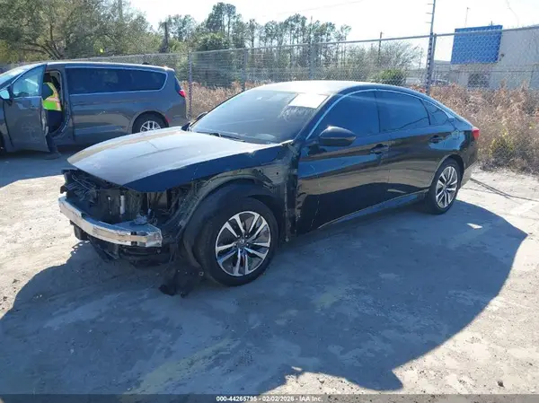 1HGCV3F58KA010227 2019 HONDA ACCORD - Image 2