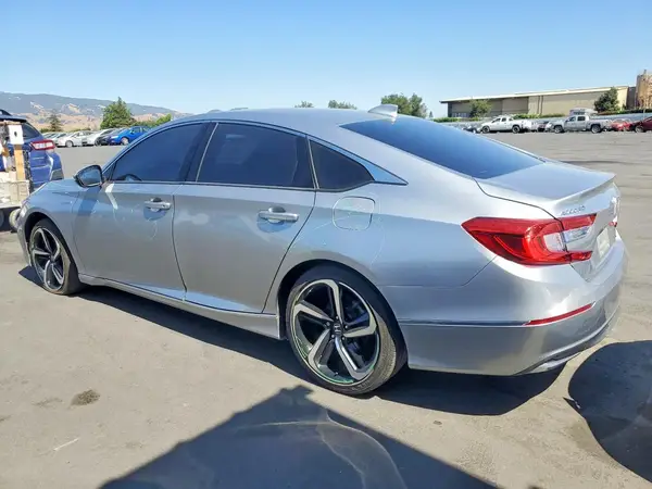 1HGCV3F58KA017940 2019 HONDA ACCORD - Image 2