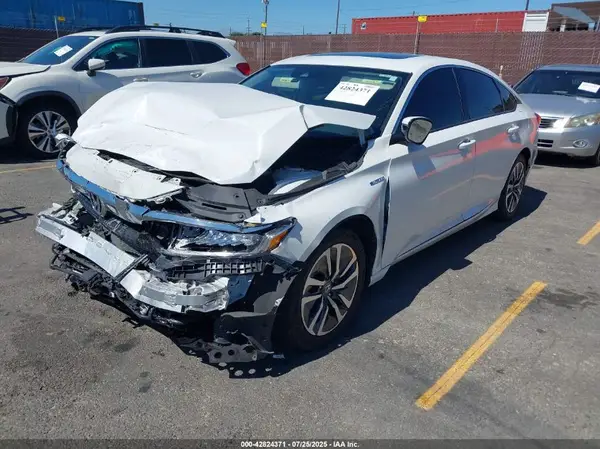 1HGCV3F58LA011699 2020 HONDA ACCORD - Image 2