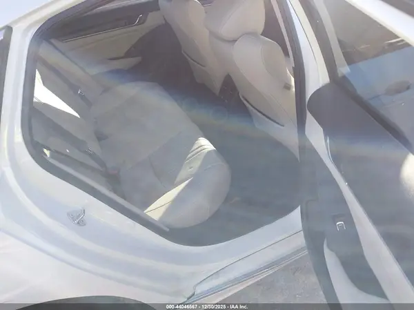 1HGCV3F58NA007722 2022 HONDA ACCORD - Image 8