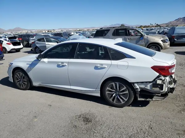 1HGCV3F58NA028652 2022 HONDA ACCORD - Image 2