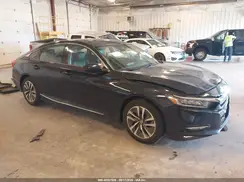 1HGCV3F59JA002216 2018 HONDA ACCORD