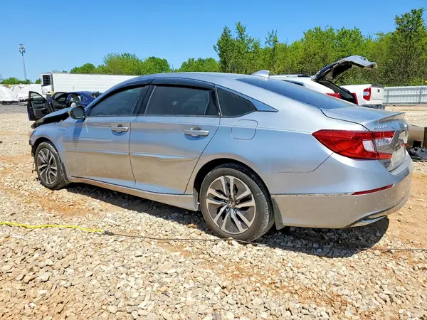 1HGCV3F59JA016584 2018 HONDA ACCORD - Image 2
