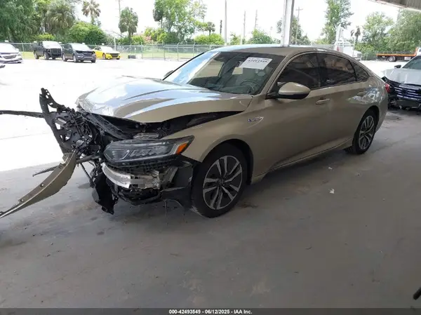 1HGCV3F59KA015906 2019 HONDA ACCORD - Image 2