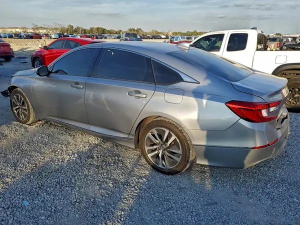 1HGCV3F5XJA003407 2018 HONDA ACCORD - Image 2