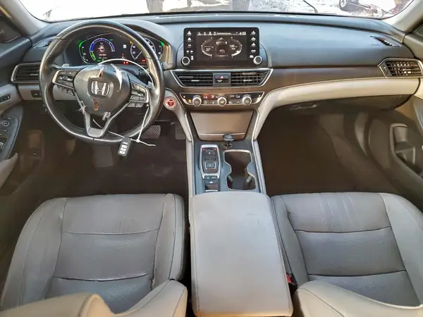 1HGCV3F5XJA003407 2018 HONDA ACCORD - Image 8
