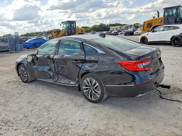 1HGCV3F62JA001093 2018 HONDA ACCORD - Image 2