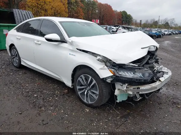 1HGCV3F66JA000450 2018 HONDA ACCORD - Image 1