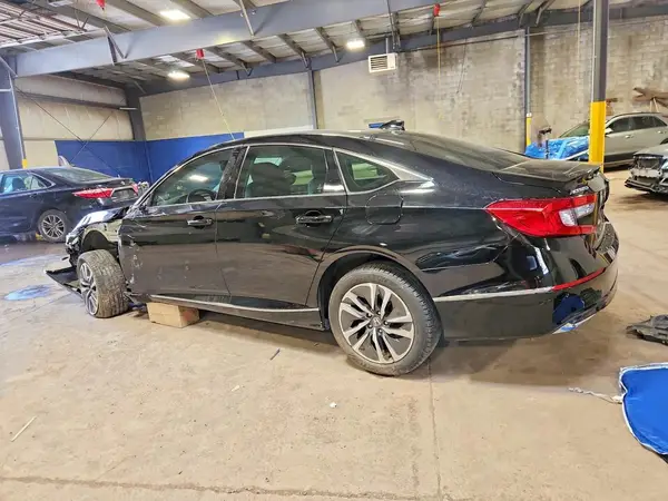 1HGCV3F6XJA007711 2018 HONDA ACCORD - Image 2