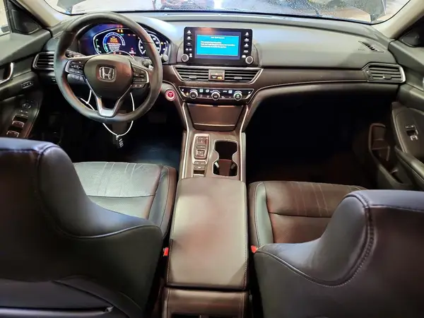 1HGCV3F6XJA007711 2018 HONDA ACCORD - Image 8