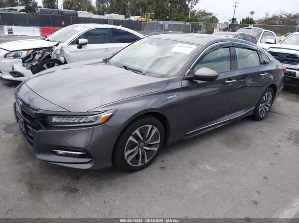 1HGCV3F90JA011048 2018 HONDA ACCORD - Image 2