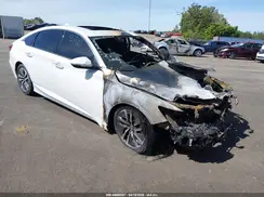 1HGCV3F90KA001007 2019 HONDA ACCORD