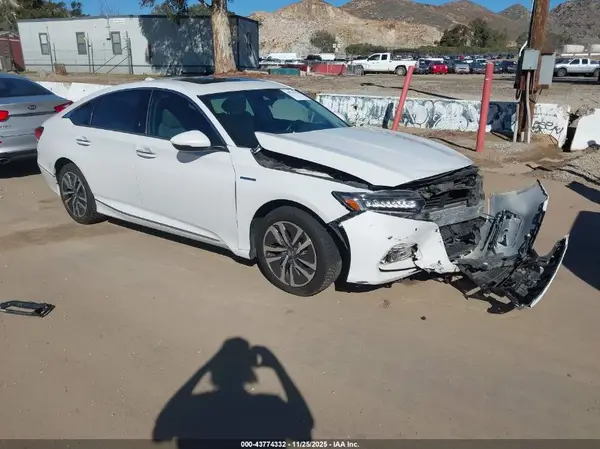 1HGCV3F90KA018535 2019 HONDA ACCORD - Image 1