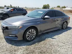 1HGCV3F92JA016669 2018 HONDA ACCORD