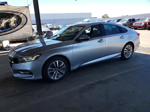 1HGCV3F92JA016820 2018 HONDA ACCORD - Image 1