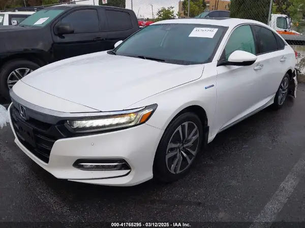 1HGCV3F92JA016932 2018 HONDA ACCORD - Image 2