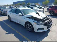 1HGCV3F93JA013280 2018 HONDA ACCORD