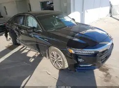 1HGCV3F94JA002661 2018 HONDA ACCORD