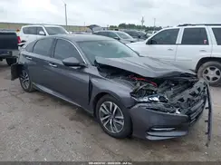 1HGCV3F94JA012428 2018 HONDA ACCORD