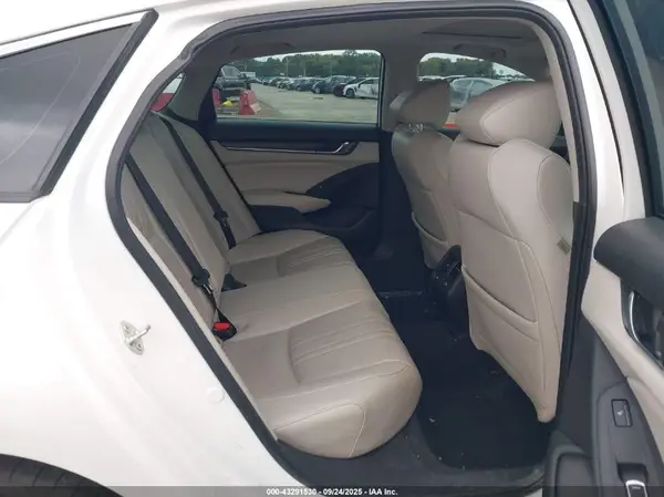 2022 HONDA ACCORD auction photo 8