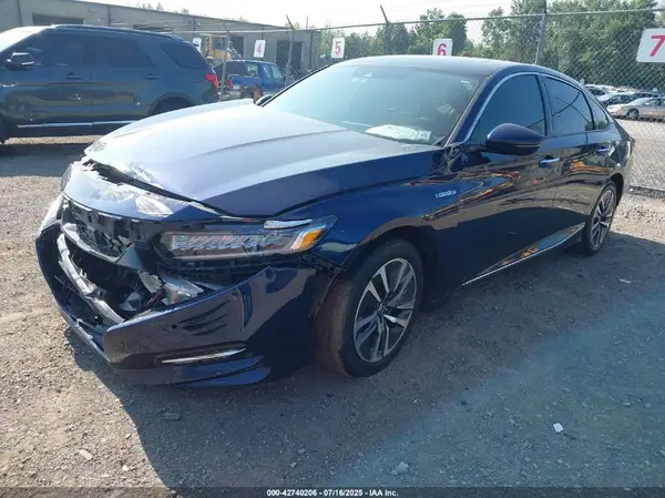 1HGCV3F96JA003262 2018 HONDA ACCORD - Image 2