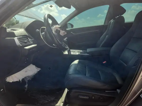 2020 HONDA ACCORD auction photo 7