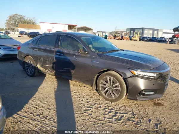 1HGCV3F97JA003688 2018 HONDA ACCORD - Image 1