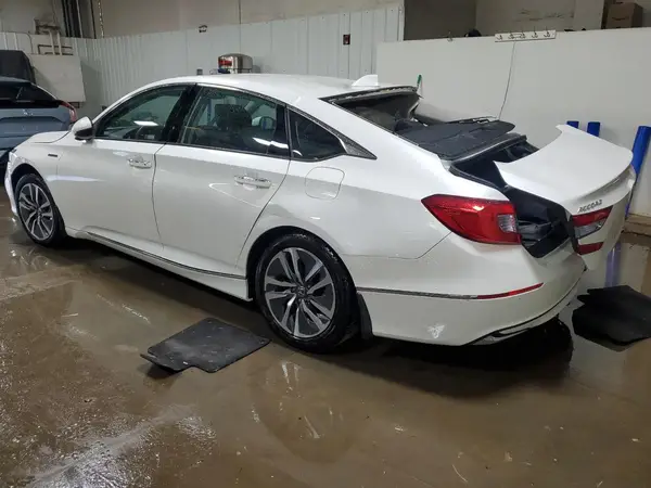 1HGCV3F97JA005490 2018 HONDA ACCORD - Image 2
