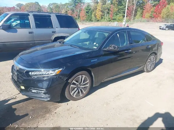1HGCV3F97JA010561 2018 HONDA ACCORD - Image 2