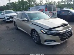 1HGCV3F97JA017073 2018 HONDA ACCORD