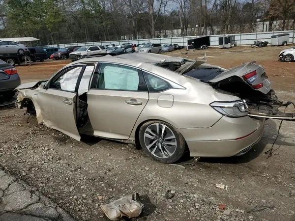 1HGCV3F98KA020663 2019 HONDA ACCORD - Image 2