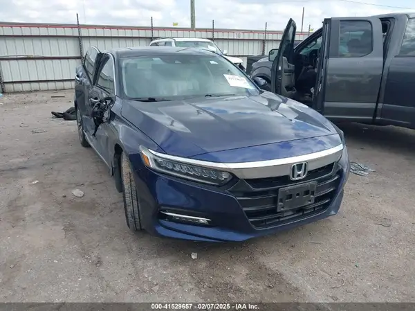 1HGCV3F99JA010500 2018 HONDA ACCORD - Image 1