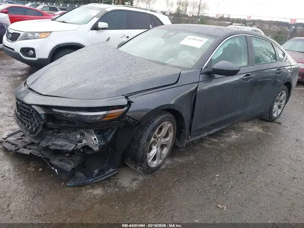 1HGCY1F20PA049824 2023 HONDA ACCORD - Image 2