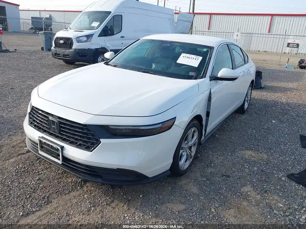 1HGCY1F20RA009682 2024 HONDA ACCORD - Image 2