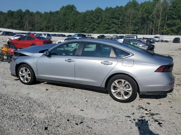 1HGCY1F20RA017135 2024 HONDA ACCORD - Image 2