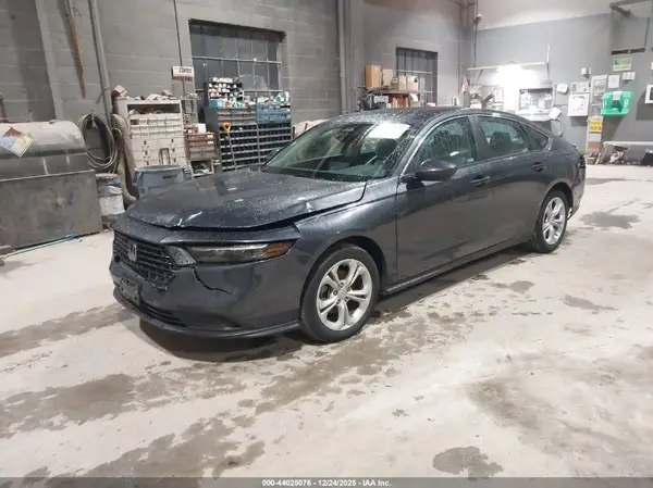 1HGCY1F20RA034999 2024 HONDA ACCORD - Image 2