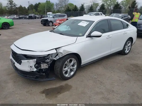 1HGCY1F20RA058803 2024 HONDA ACCORD - Image 2