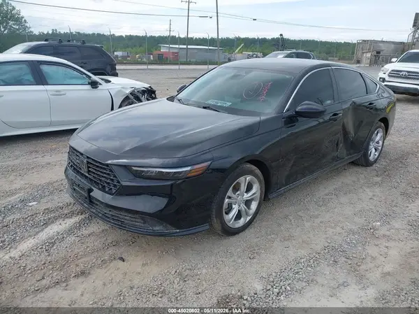 1HGCY1F20RA068876 2024 HONDA ACCORD - Image 2