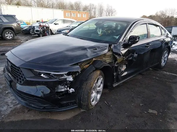 1HGCY1F20SA031185 2025 HONDA ACCORD - Image 2