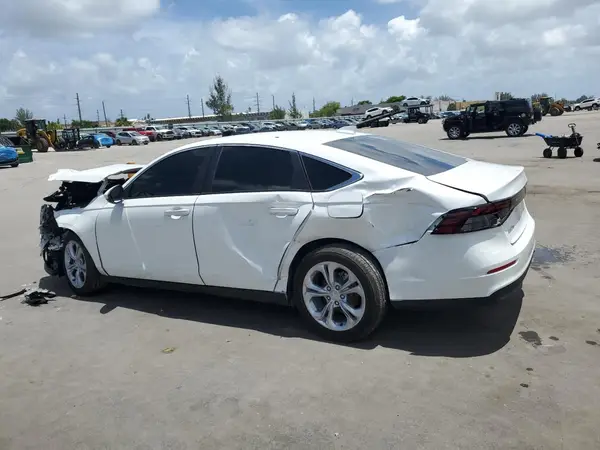 1HGCY1F20SA032658 2025 HONDA ACCORD - Image 2