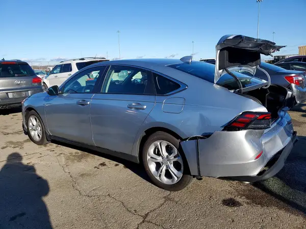 1HGCY1F20SA068964 2025 HONDA ACCORD - Image 2